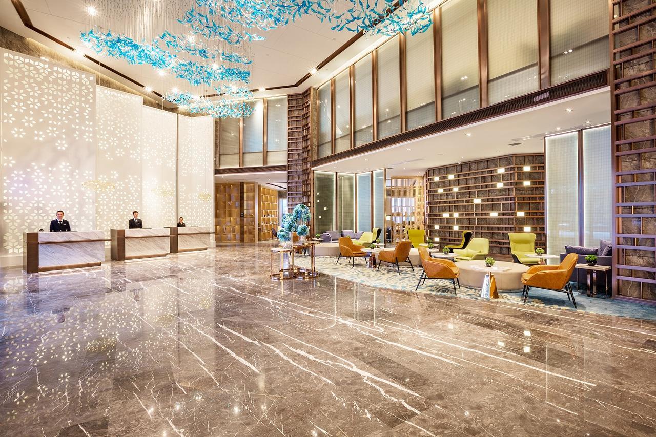 Shenzhen Bantian Huaweizhongcheng Atour Hotel Kültér fotó